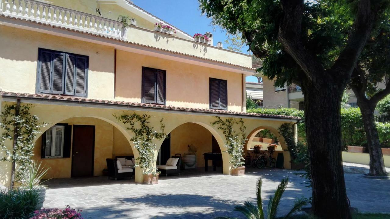 Villa Orsini Рим Екстериор снимка