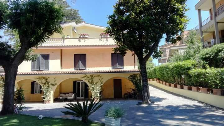 Villa Orsini Рим Екстериор снимка